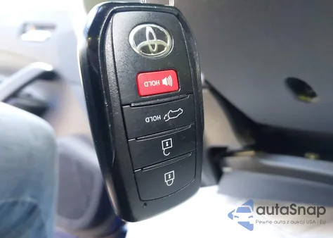 2023 Toyota Corolla Cross Xle z USA, uszkodzony, nr VIN 7MUDAABG1PV047825